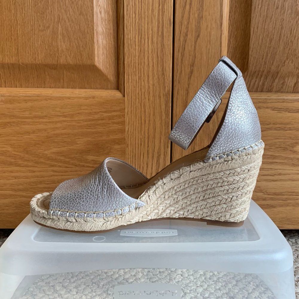 VINCE CAMUTO - Leera Espadrille Wedge Sandal - NEW, No Box - Picture 8 of 12